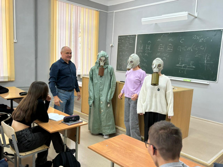 Урок, посвящённый Дню гражданской обороны Российской Федерации.